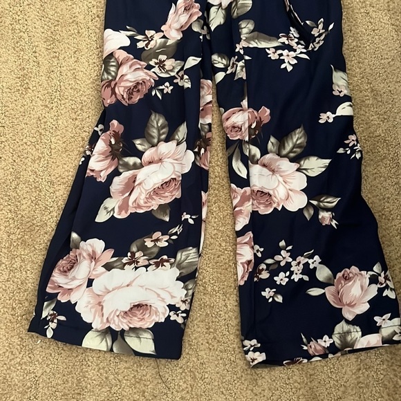 Floral Blue and Rose Jumpsuit - Women's Size Small - Flattering - Stretc… - Picture 5 of 5